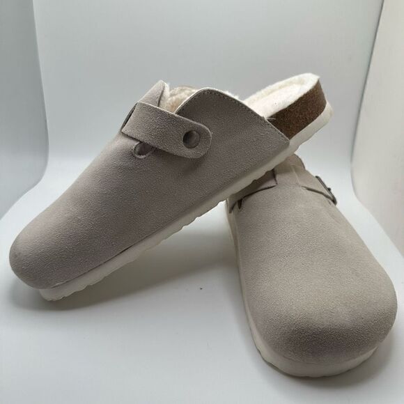 CUSHIONAIRE Women's Cork Footbed Clog with Genuine Leather Upper, Faux Fur Linin - Picture 7 of 7